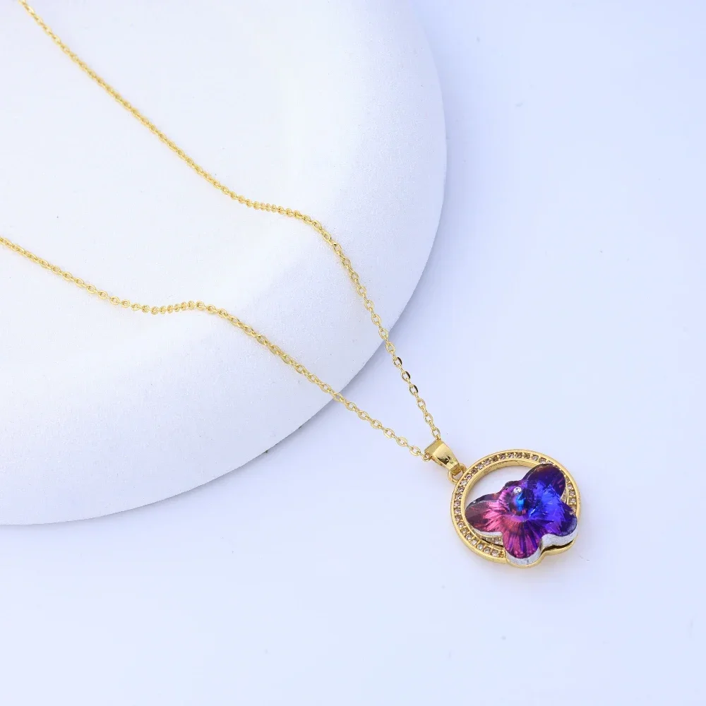 Elegant European & American Style Crystal Glass Butterfly Pendant Necklace, Versatile Women's Luxury Jewelry for High-End Decora
