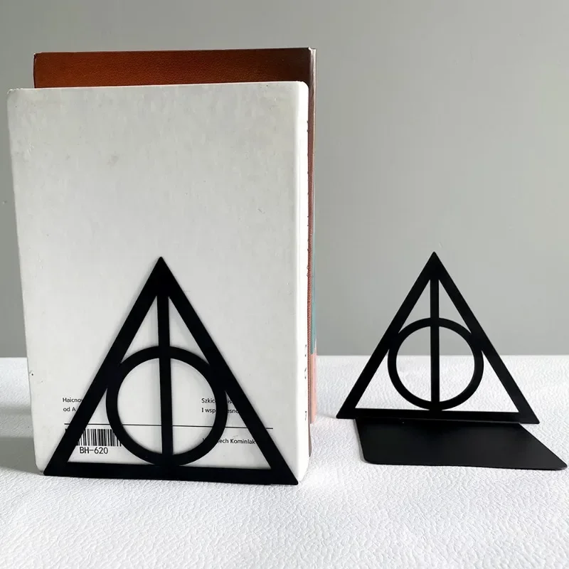 Triangle graphic book end, metal heavy-duty book end, fan organized desktop, home office, iron book end