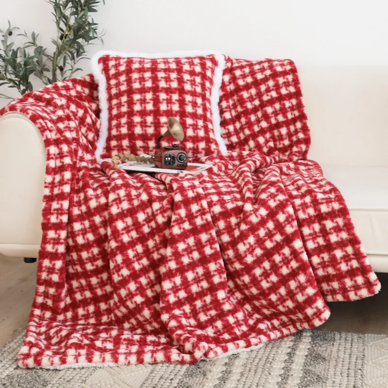 Withered Autumn and winter Christmas red plaid blanket with plush and thick cover blanket, living room sofa blanket, red blanket