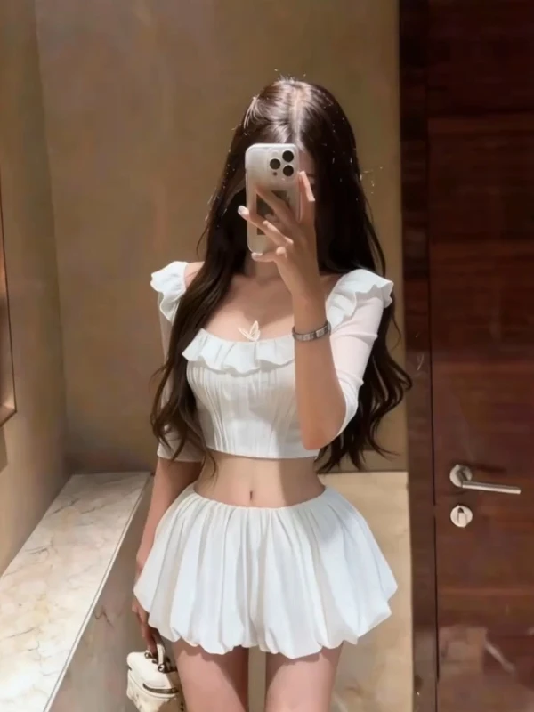 

Pure Desire Style Women's Summer Short Sleeve Set High Waist Flared Shorts Lace Trim Top Slimming Flower Bud Design Two Piece...