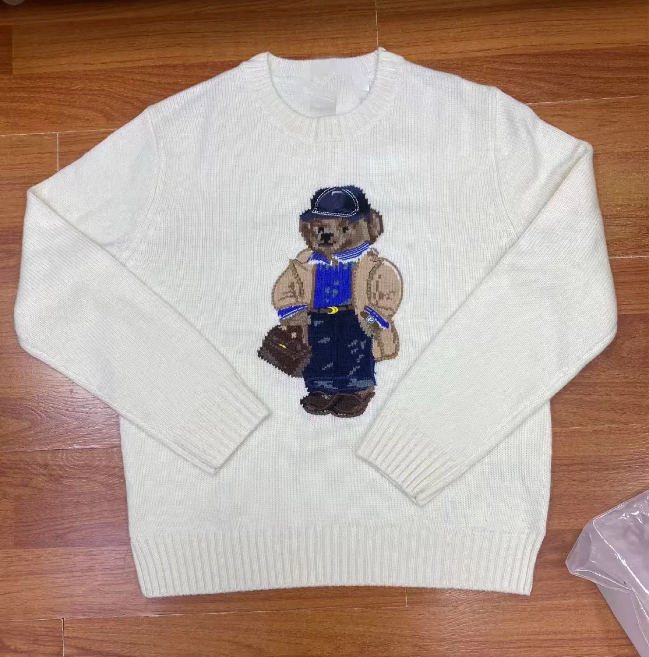 

2026 new woman sweater Bear series unisex cartoon bear embroidered sweater British pure wool women sweater Pullovers Jumpers