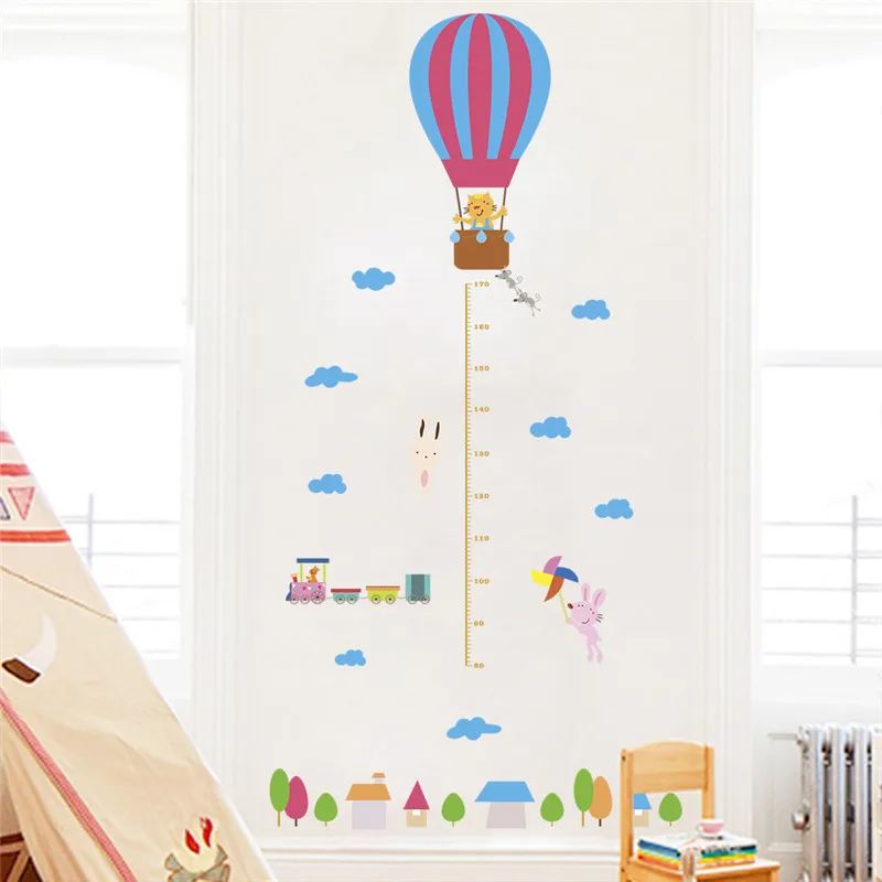 Gelukkig Dier Reizen Op Ballon Muursticker Voor Kinderen Kamer Decoratie Hoogte Maatregel Cartoon Muurschildering Kunst Diy Pvc Huis Stickers