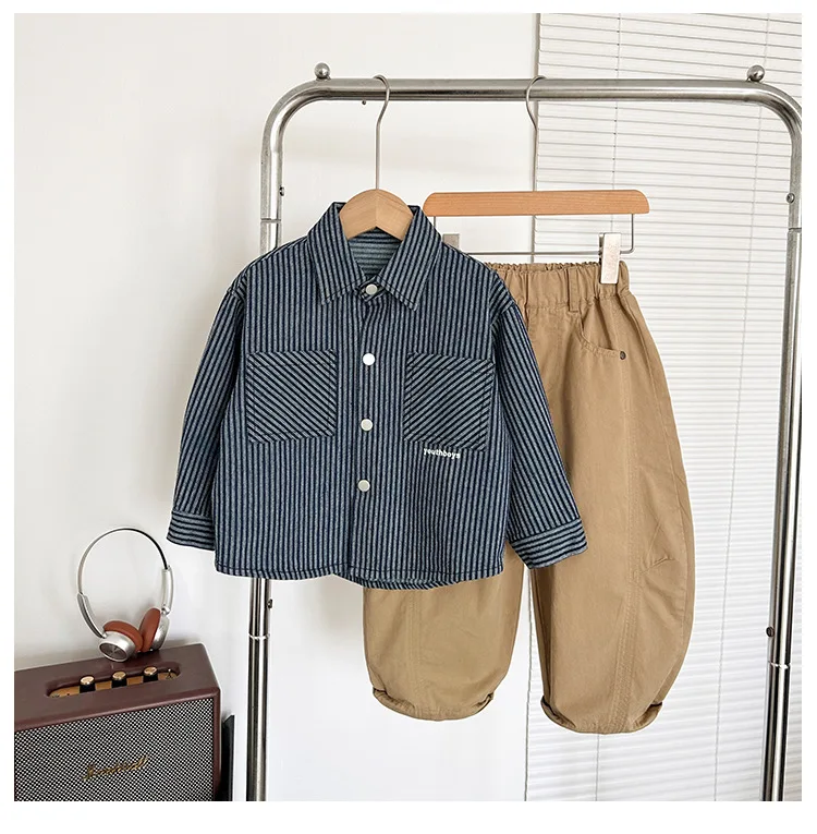 2026 Autumn New Childrens Letter Embroidered Shirt Boys Vertical Striped Fashion Shirt Coat