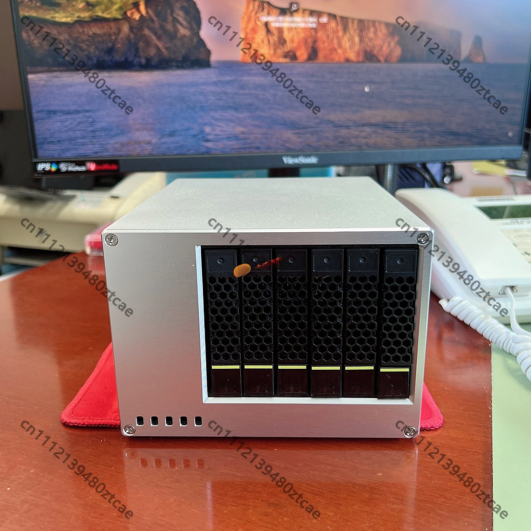 Compact Mini NAS Chassis DIY Network Storage Developer Board Server Housing