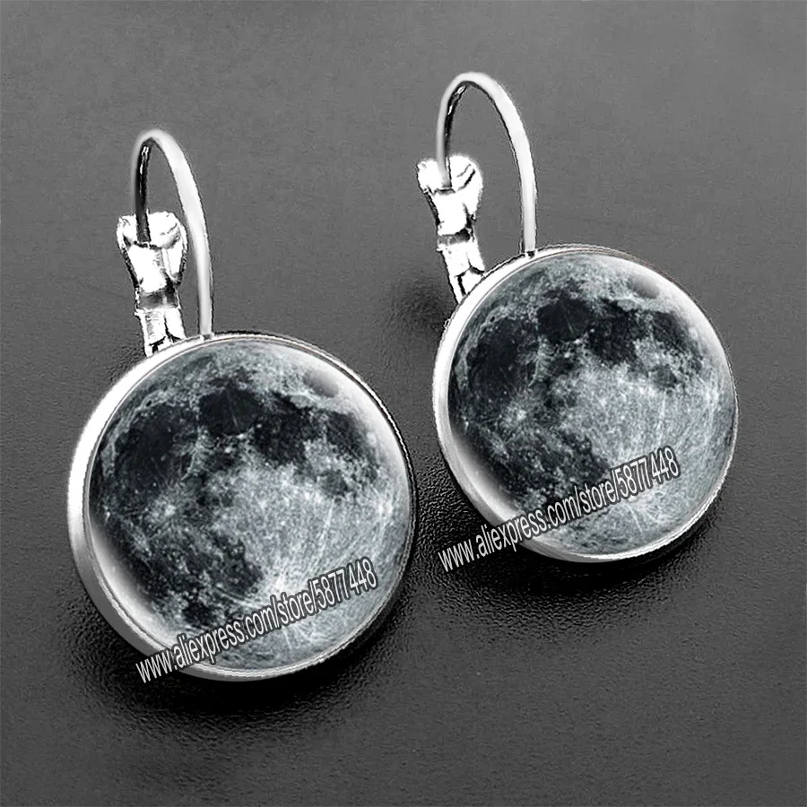 New Arrival Nebula Galaxy Women Stud Earrings Nebula Glass Cabochon Earrings Solar System Space Univers French Earring for Women