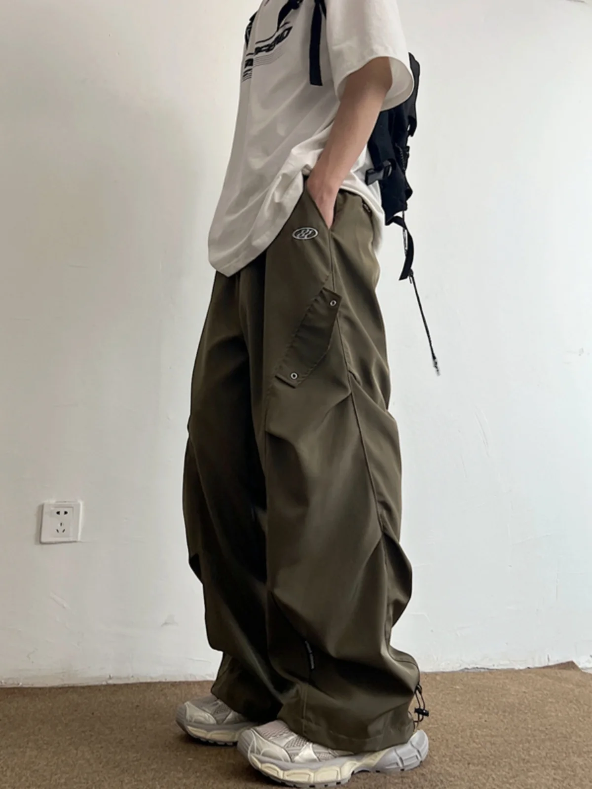 

Loose Wide Leg Men's Workwear Trousers Summer Faion Military een Climbing Rapid Dry Paratrooper Pants Youth Active Sle