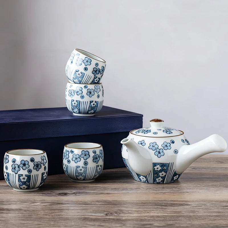 

Керамический чайный сервиз с ручной росписью, синий цветочный, с 1 чайником, 4 чашками, фарфоровый чайник, чайные чашки, подарочный набор, сейф для микроволновой печи