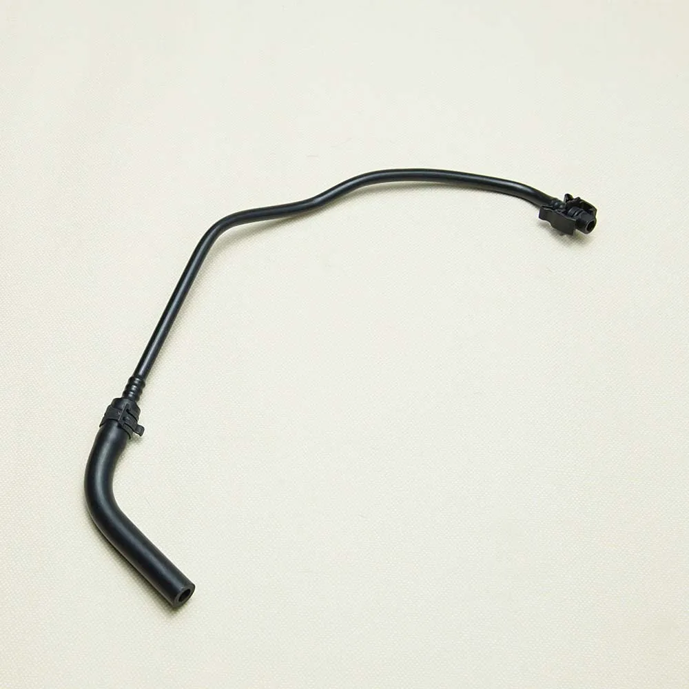 31657960 Automobile Aeration Tube of Expansion Tank for Automotive Cooling System for Volvo V40 2013 2014 2015 Auto Part