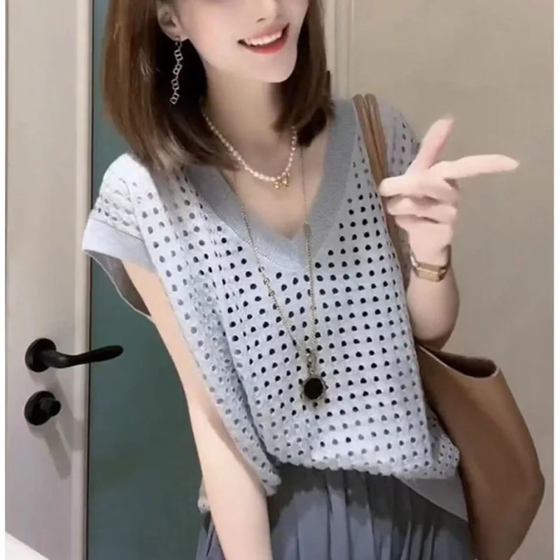 Suéter de punto con cuello en V para verano, Camiseta holgada informal, versátil, sencilla, versión coreana, novedad de 2024