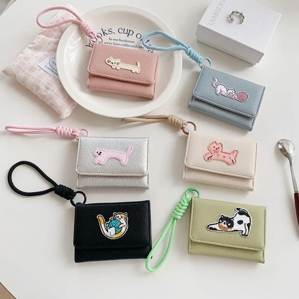 

New Cute Cat Embroidery Coin Purse Portable Tri-fold Credit Card Holder Folding Multi-Slot Mini Wallets Girl