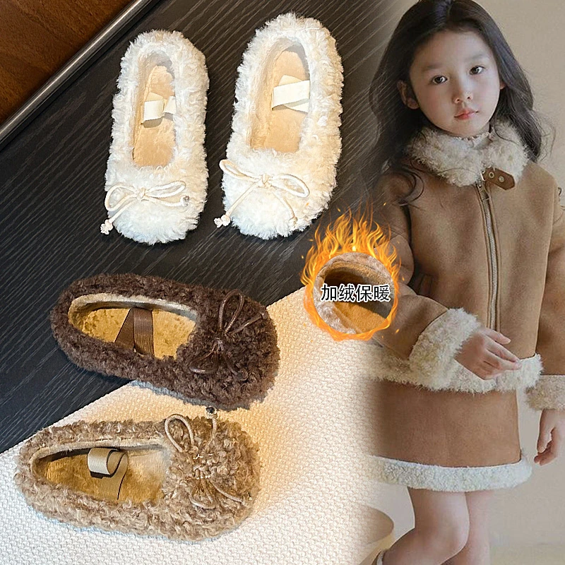 

2025 хит продаж, легкие модные и теплые туфли на плоской подошве с круглым носком, зимняя теплая плюшевая детская брендовая дизайнерская обувь для девочек