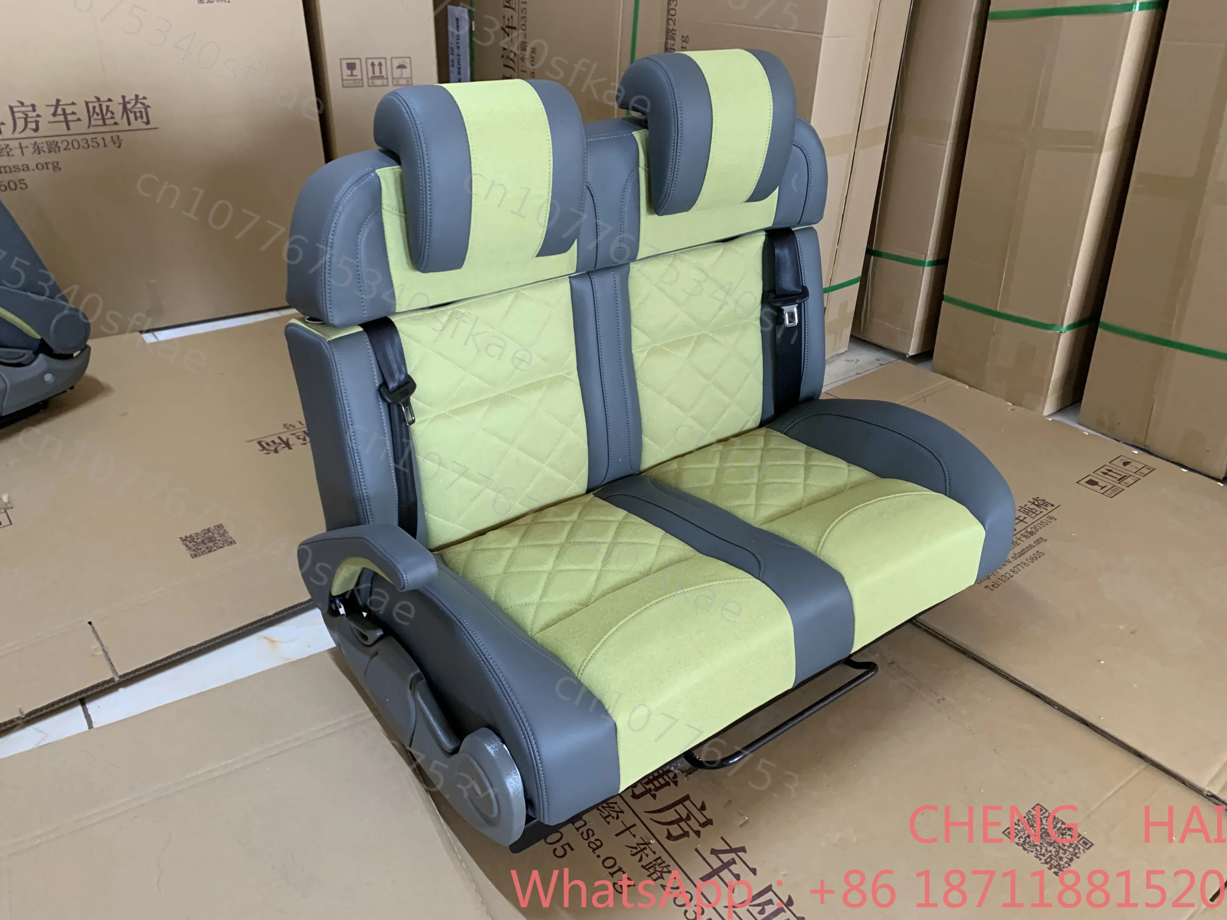 Customized Premium Custom Luxury Leather Waterproof Three-Point Safety Belt Reclining Reversible Van Seats for Toyota Hiace Vito