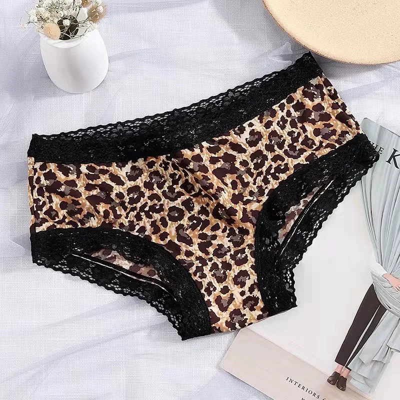 

Women's Panties Ice Silk Low Waist Ultra Thin Printed Traceless Underwear Leopard Pattern Lace Trim Briefs Girls' Triangle Pants