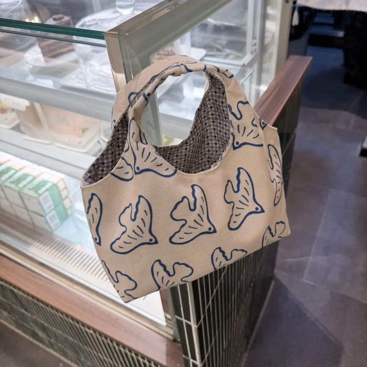 Large Capacity Flying Birds Canvas Tote Bags for Work Commuting Carrying Bag Casual Portable Shoulder Bag Shopping Bag for Girl