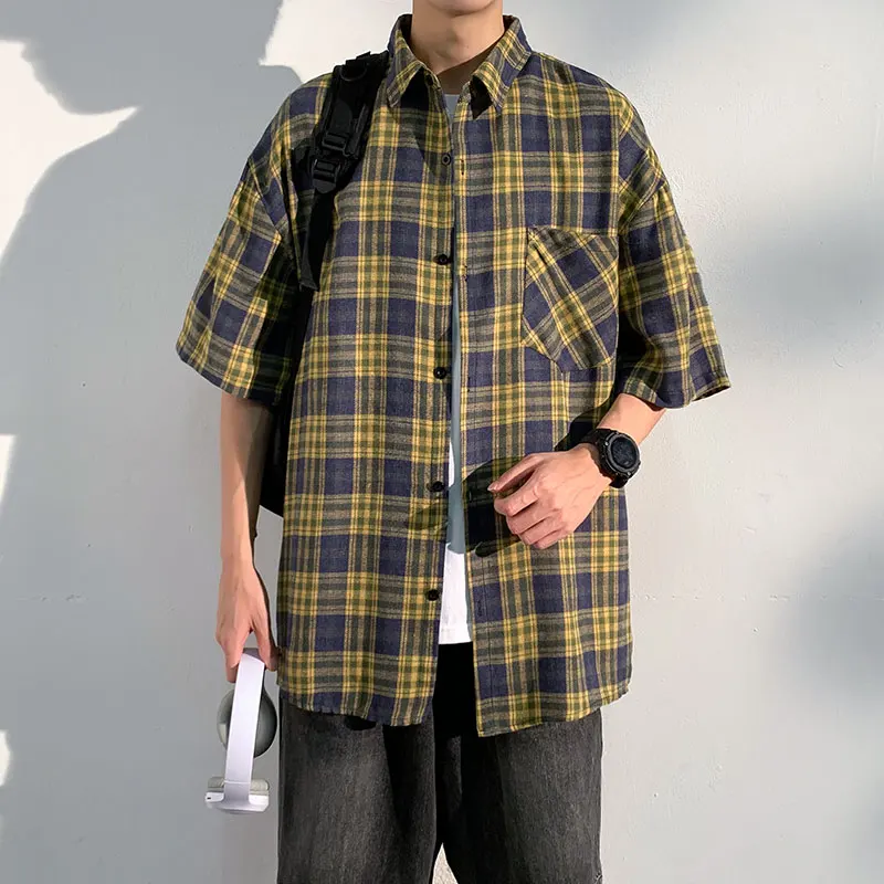 

Short-sleeved shirt men's summer new Hong Kong style loose design plaid shirt