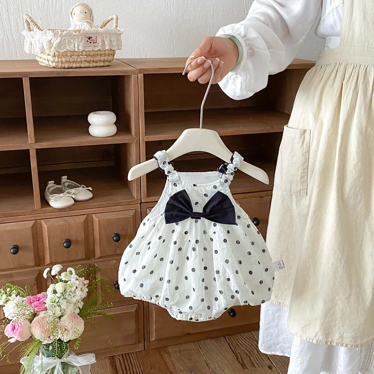 Summer New Korean Baby Girl Polka Dot Suspender Fart Ha Clothes Cute Bow Baby Western-style Jumpsuit
