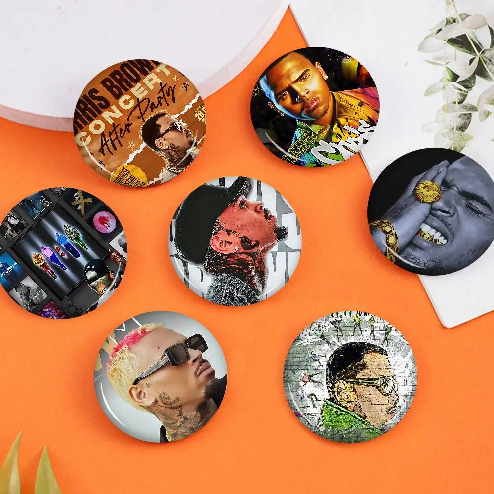 C-Chris B-Brown Photo Brooches Creative Round Badge Gifts Pins 32/44/58mm