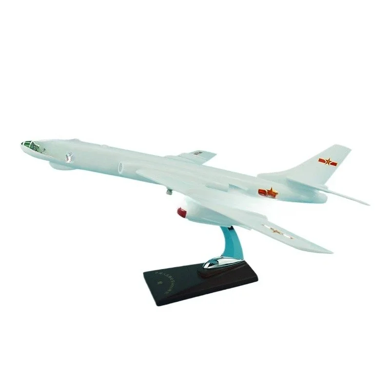 

Synthetic resin crafts bomber six model 42cm model aircraft
