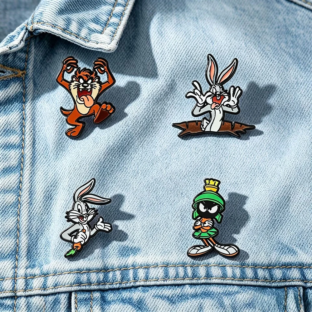 4Pcs/set Anime Cute Rabbit Funny Enamel Brooch for Clothes Badges on Backpack Lapel Pin Decoration Accessories Cosplay Gifts