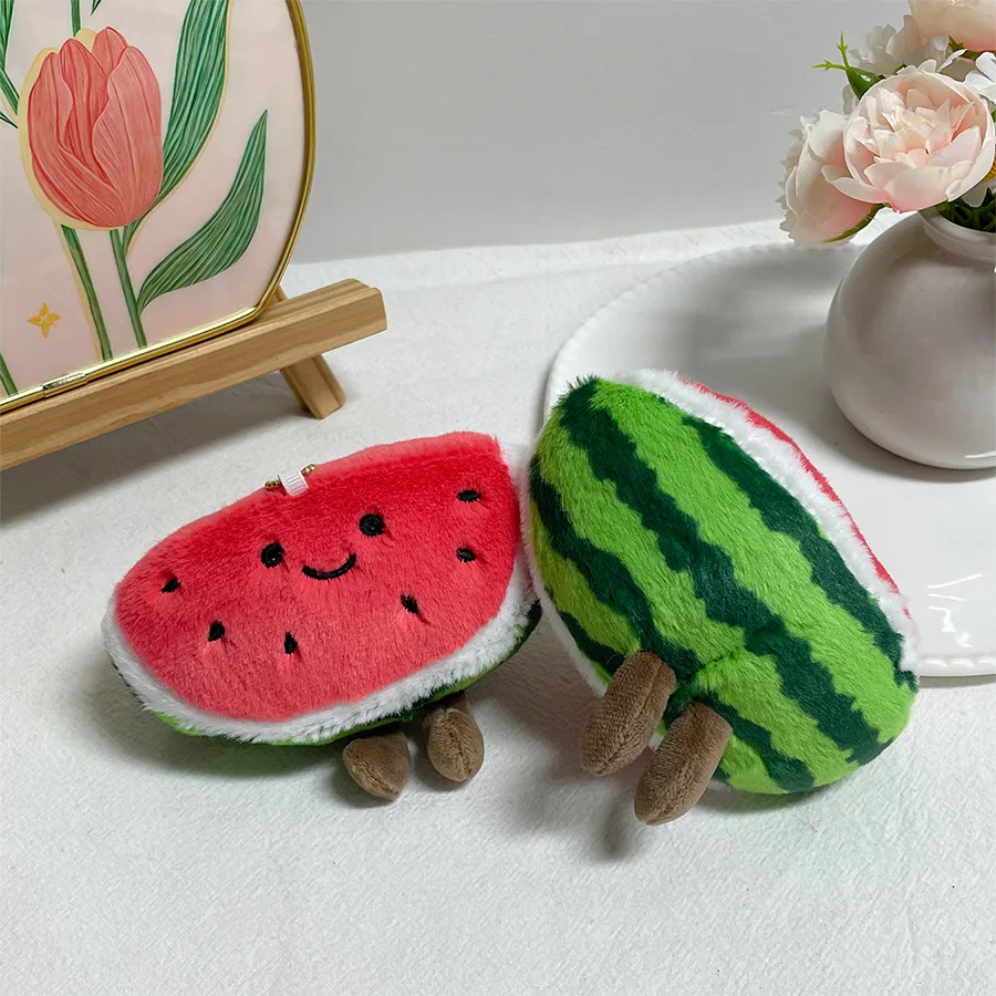 Japonês bonito melancia boneca pingente de pelúcia chaveiro simulação fruta peluda boneca mochila decoração pingente presente aniversário