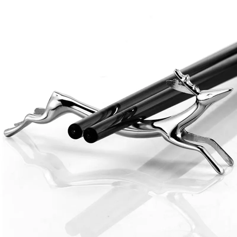 1/2/4pcs Chopstick Holder Puppy Deer Chopstick Rest Creative Chinese Japanese Tableware Chopstick Pillow Home Table Accessories
