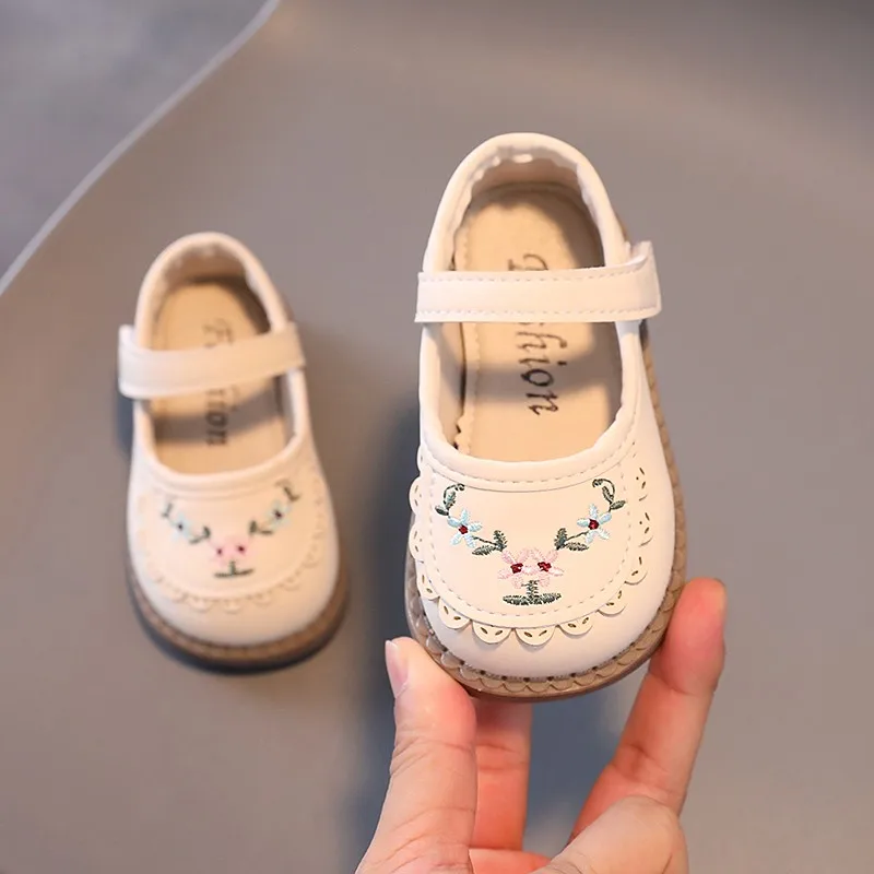 Baby Girls Flat Shoes Non-slip Embroidered Kids Walking Shoes Soft Sole 2025 New Fashion Baby Princess Casual Shoes Size 16-26