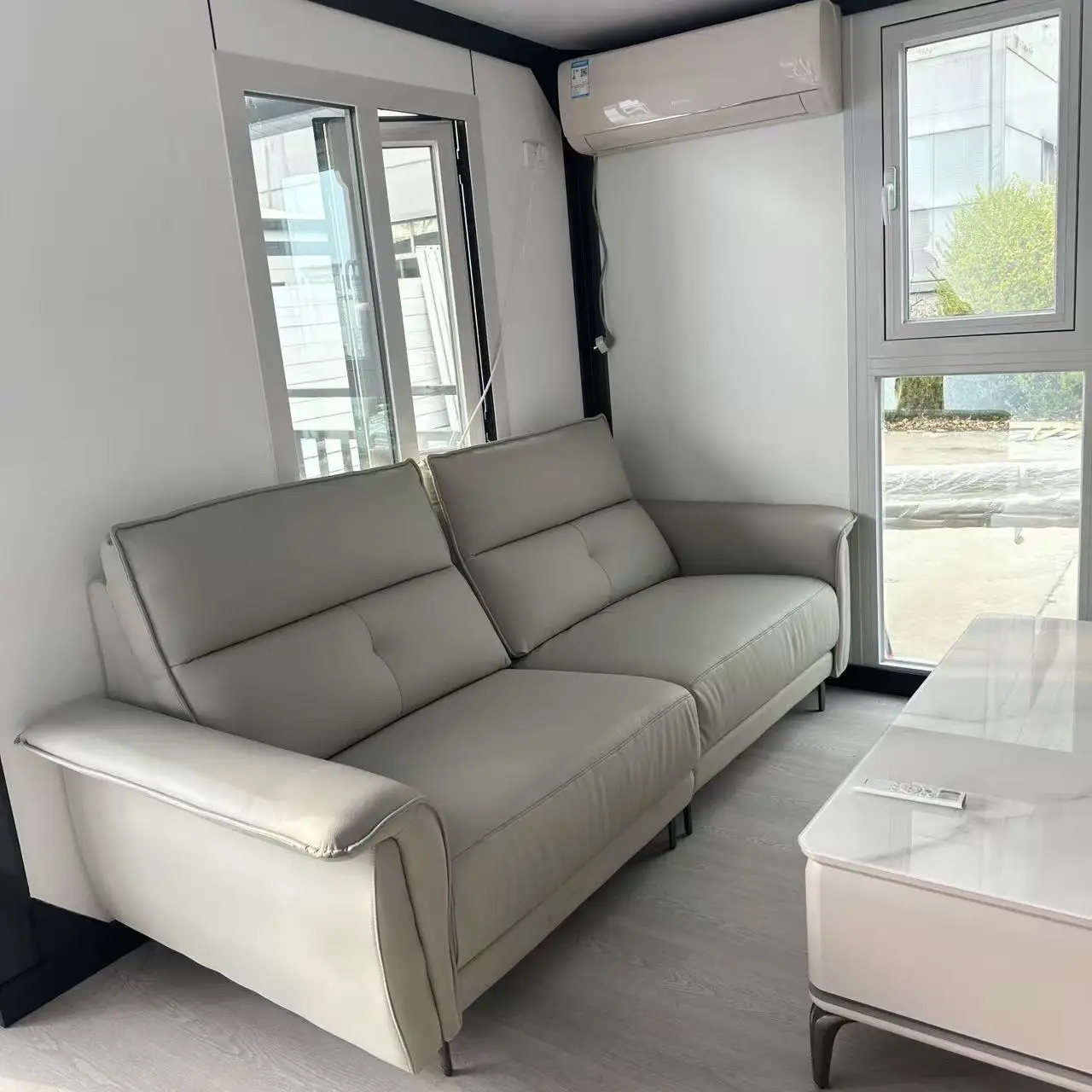 Modern Modular Home Prefab House 40ft Container House with 2 Bedrooms Ready to Living For UK Europe