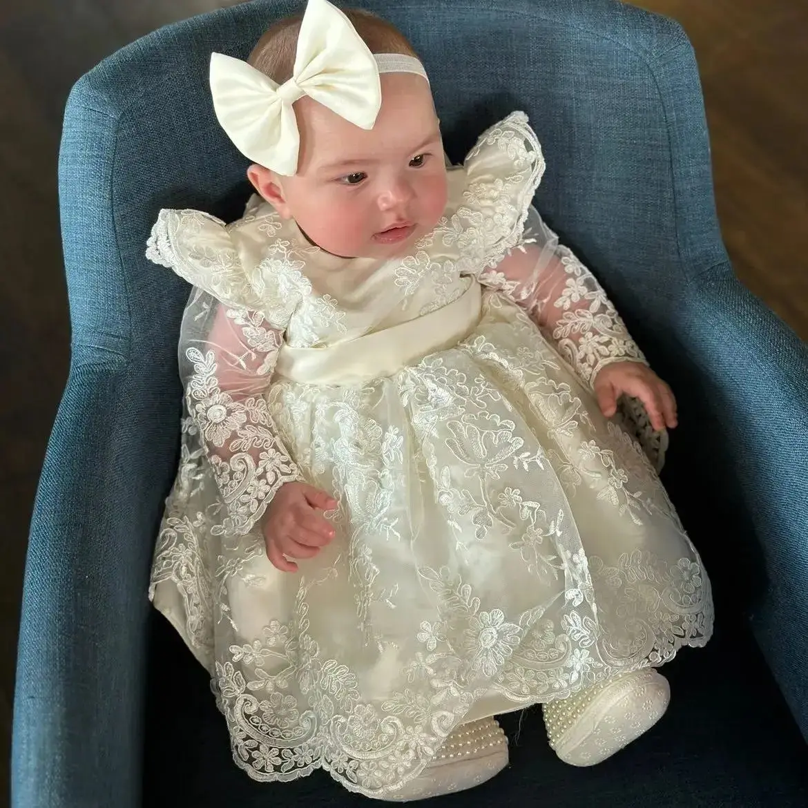 Beige Christening Gown for Baby Lace Appliqued Long Sleeves First Communion Dress Infant Toddler Girls Baptism Dresses