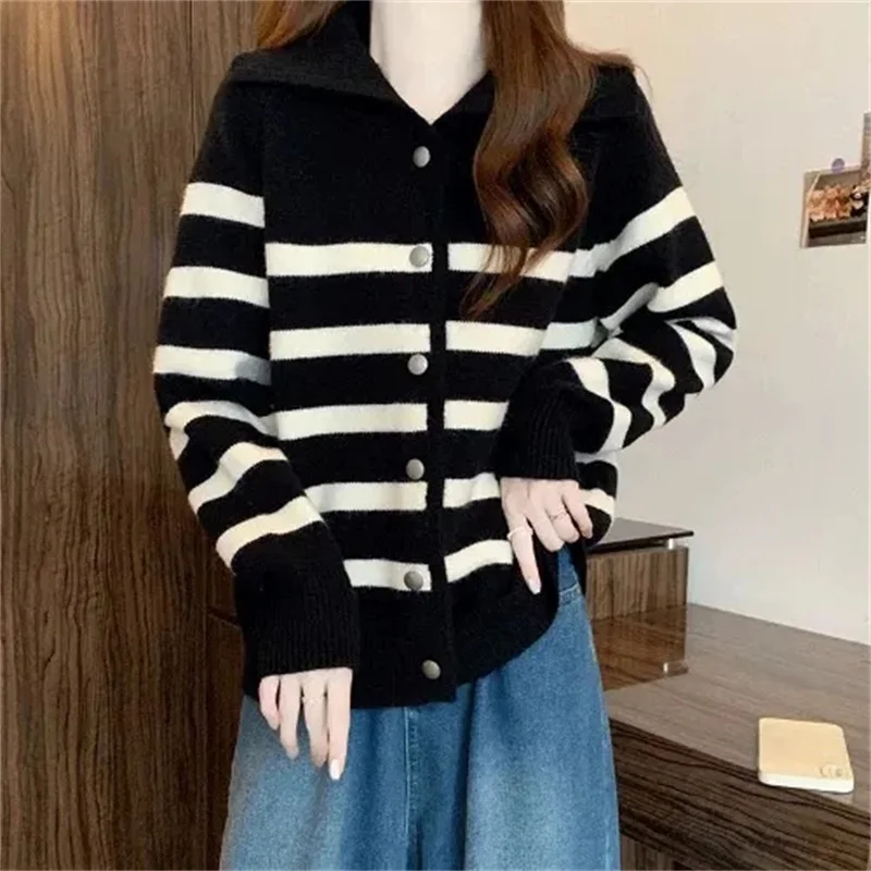 

Spring Autumn Femme Patchwork Loose Knitwear Top Lady Fashion Lapel Striped Sweater Korean Women Large Size 4XL Knitted Cardigan