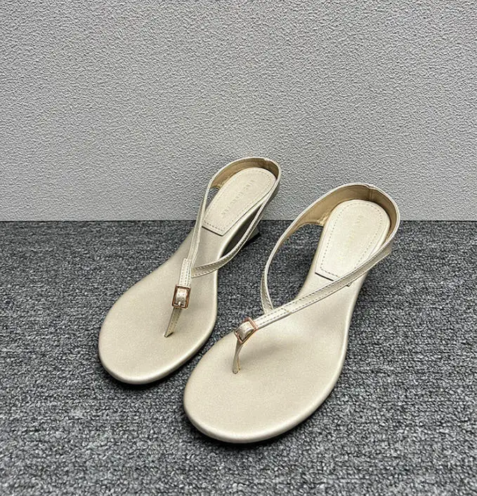 Luxury Designer Wedge Women's Flip Flops Slippers 6cm High Heel Clip Toe Sandals Fashion Buckle Red Chunky Slides шлепки женские