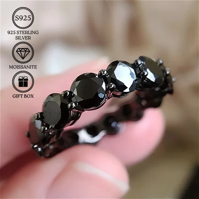 1pc 0.5Carat Sumptuous Luxury Black Row Moissanite Ring in 925 Silver, A Premier Gift Choice for Anniversaries and Birthdays.