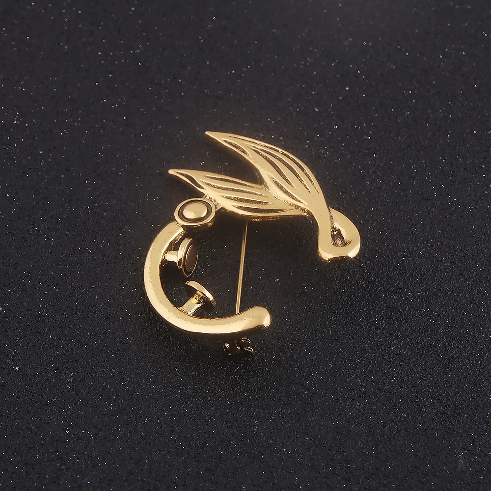 Violet Evergarde Unisex Auto-Memories Puppe Cosplay Emaille-Pin Brosche Requisite