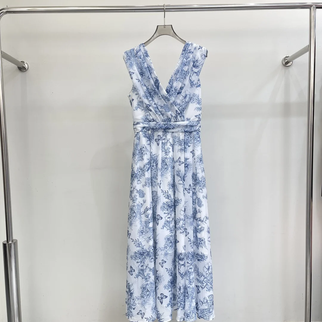 

2024 Summer New Women's Wear Elegant light blue vacation butterfly print V-neck waist up dress 0430