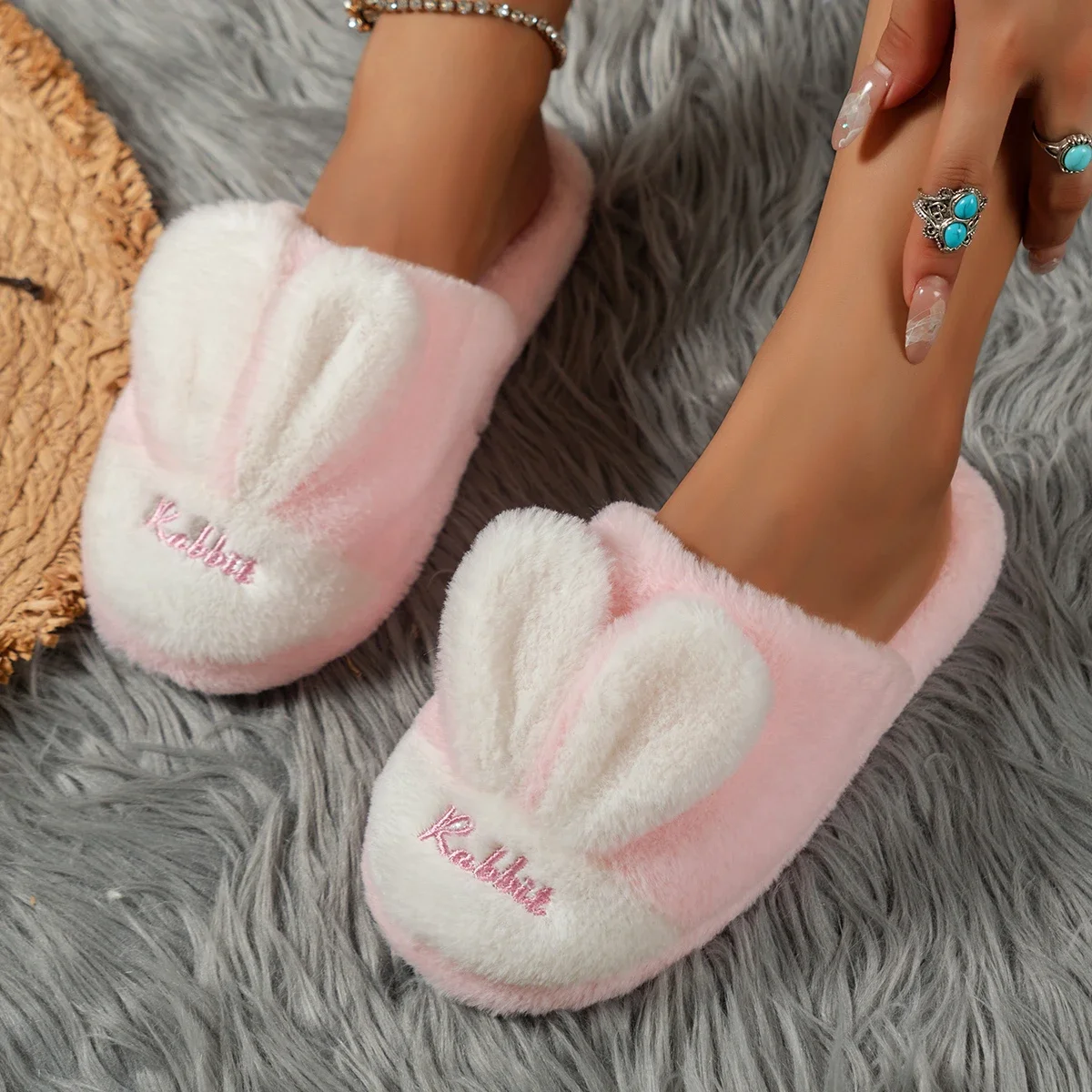 

Women's Flat Shoes 2024 Autumn Closed Toe Velvet Warm Women's Home Cotton Shoes Indoor Casual Comfortable Women's Slippers