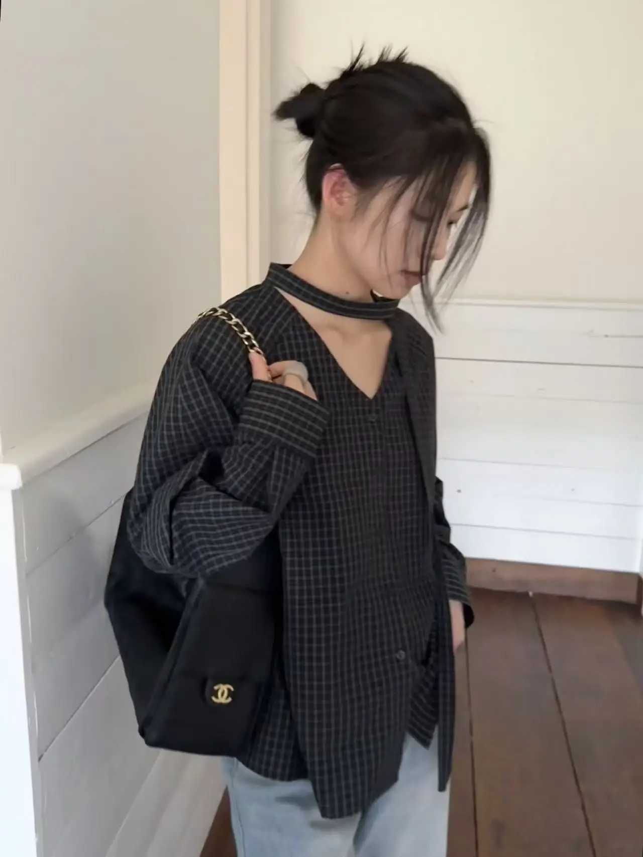 

Винтажная клетчатая рубашка Lilian, женская рубашка с V-образным вырезом и поясом в корейском стиле, с длинными рукавами, свободного кроя, дышащая, удобная, корейская версия