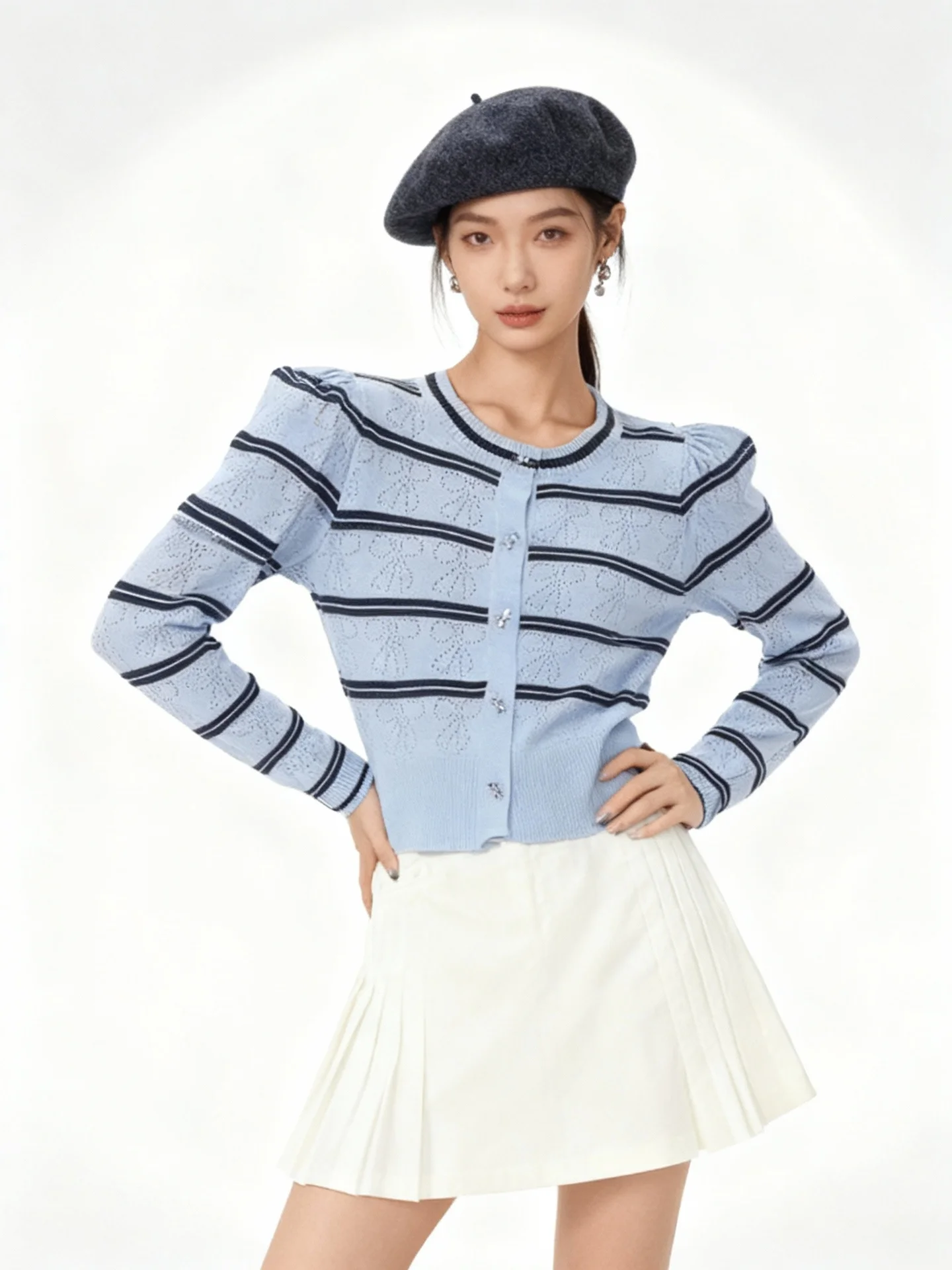 Bw Nt Stripe Aesthe… - image