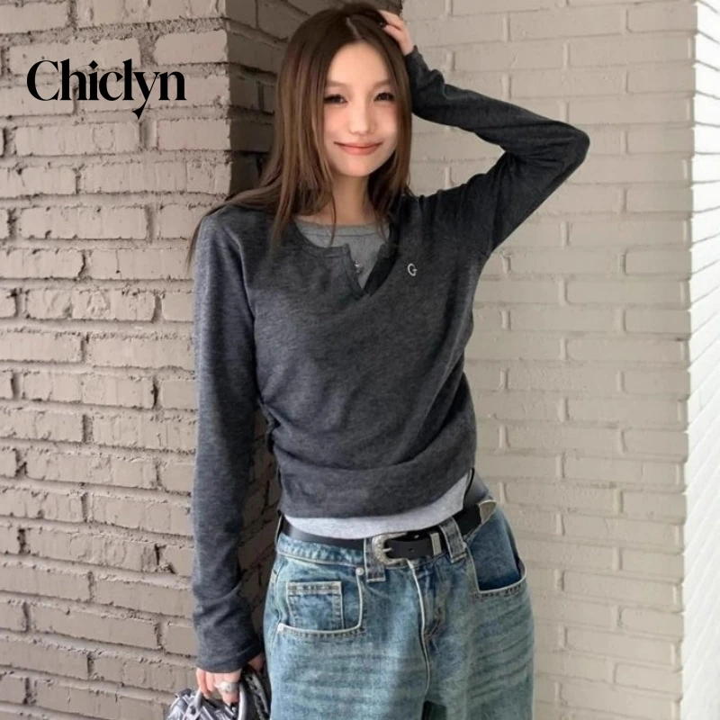 New Women's Long Sleeve T-Shirt Autumn Winter Fashion Slim Fit Versatile Base Layer Top with Pleated Design