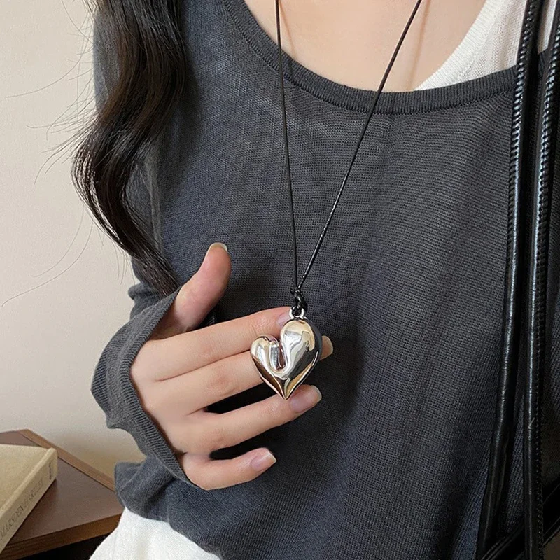Fashion Irregular Heart Pendant Necklace For Women Girls Sweet Adjustable Pull-out Sweater Chain Jewelry Accessories Gifts