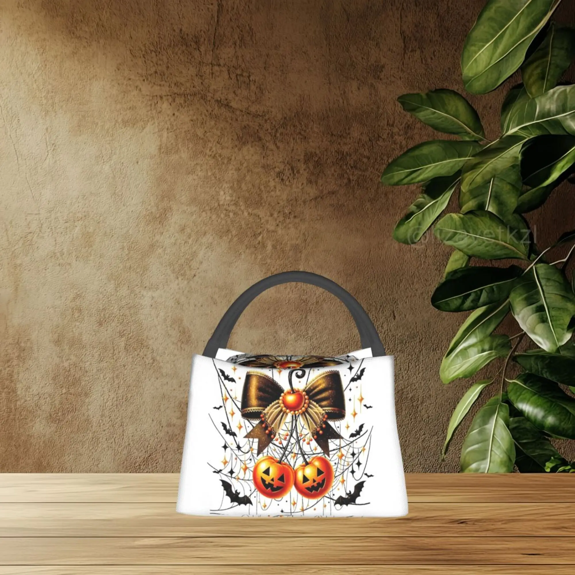 Halloween Pumpkin Bow Print Insulated Lunch Bag Reusable Thermal Cooler for Office Picnic Travel Unisex