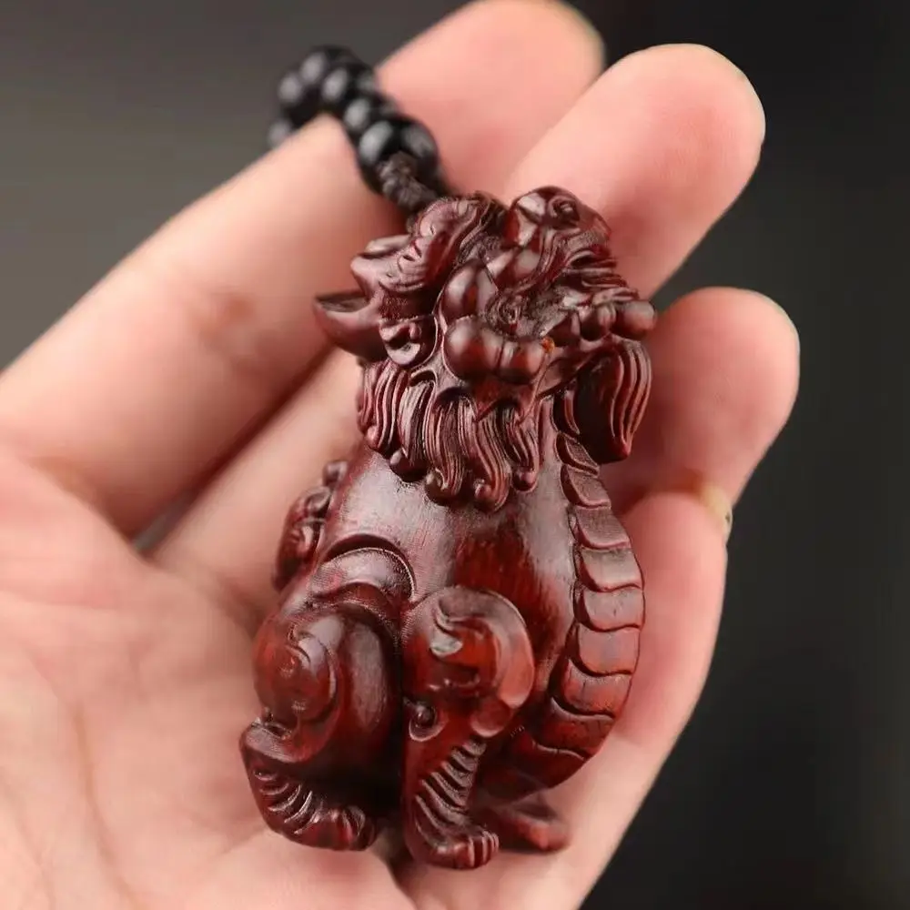 Rosewood Sandalwood Indonesia Rosewood Seiko Carving Wangtian Roar Pendant Handlehold Creative Wooden Cultural Play Gift