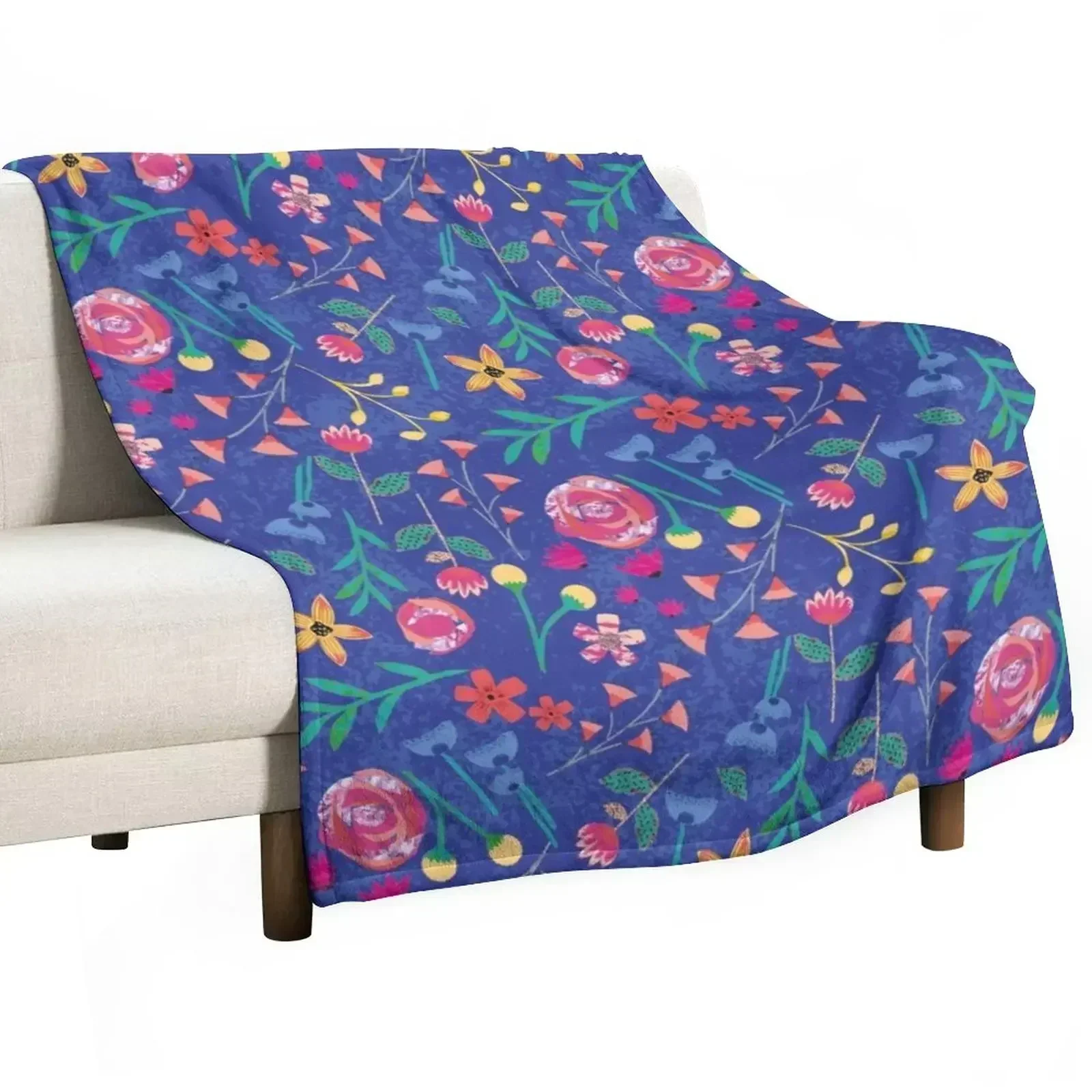 New Discarded Bouquet Throw Blanket Thermal Designers Blankets