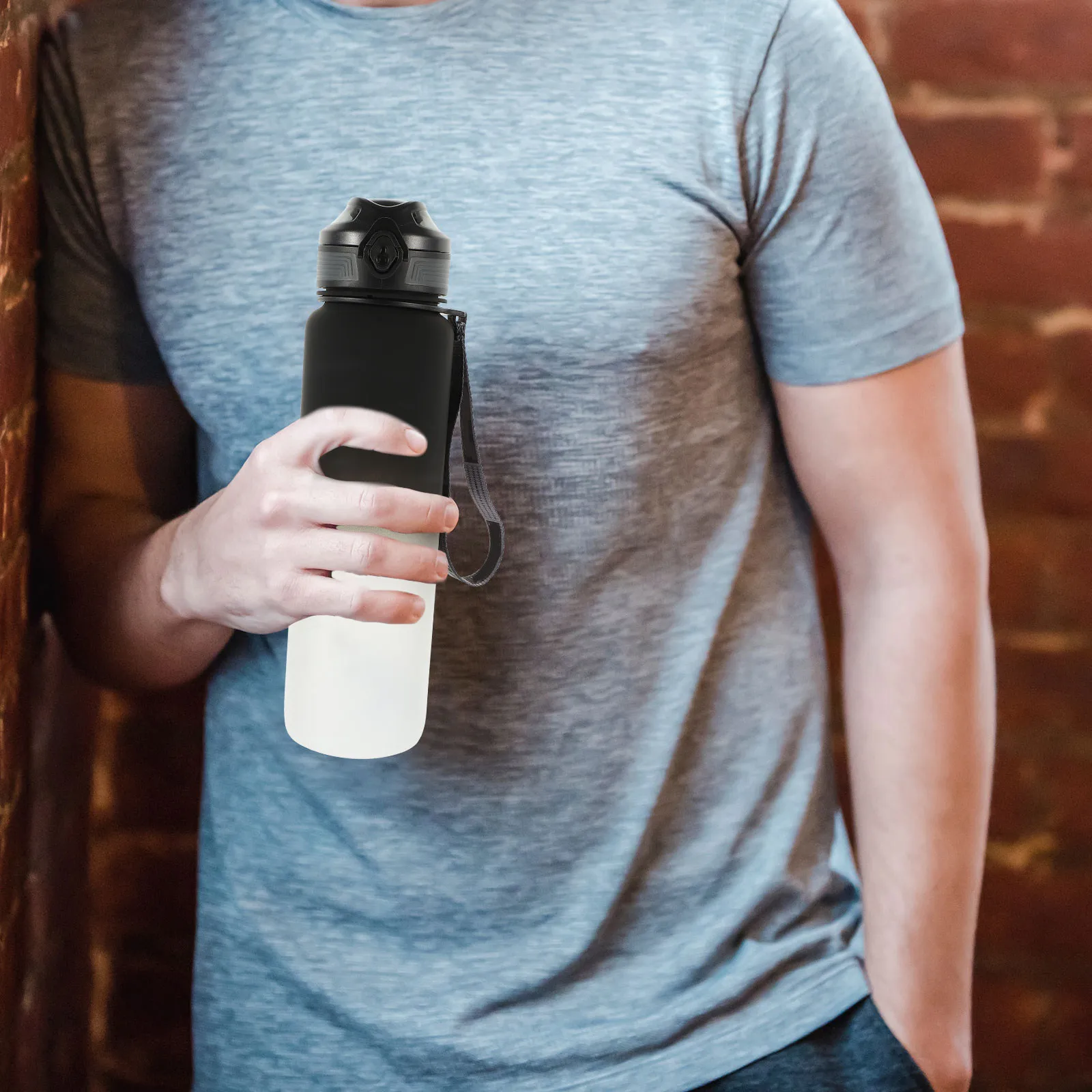 

Leakproof Sports Water Bottle Large Capacity Outdoor Fitness Water Jug Portable Cycling Hiking Running Non-Slip Design