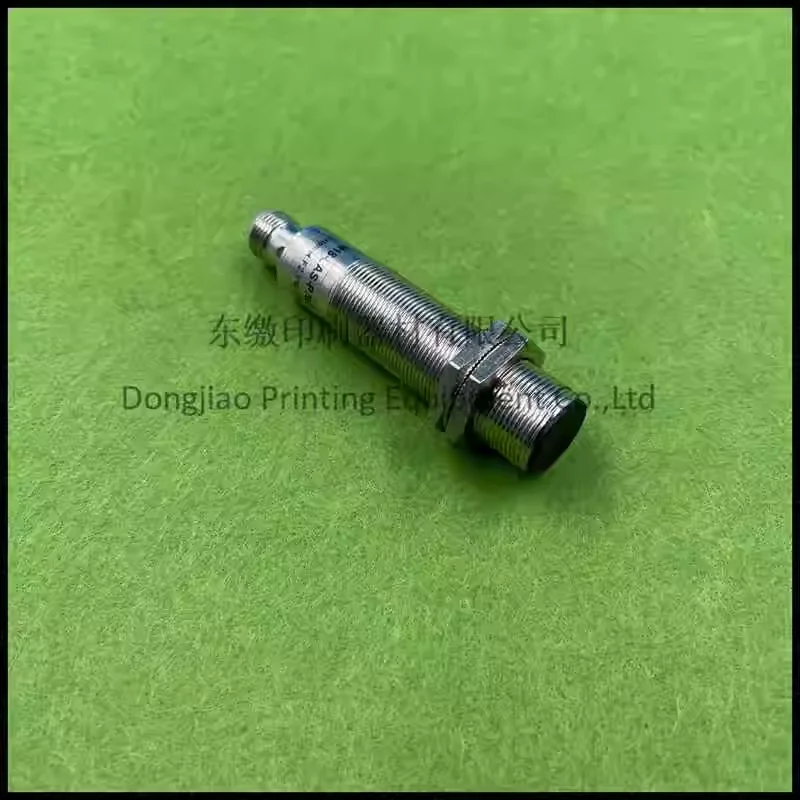 

CD102-6C Положение регулировки бумаги F2.110.7185 65 мм 80 мм для офсетной печатной машины Heidelberg