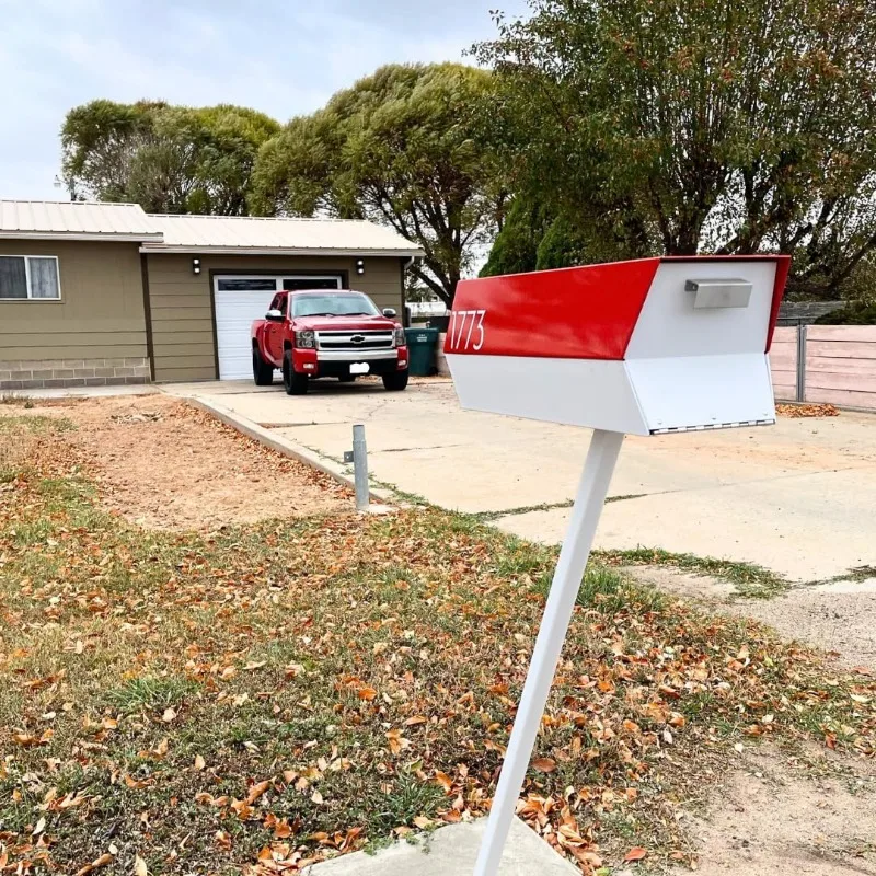 Setengah abad Modern Curbside Mailbox (merah/putih) desain garis bersih 20 gauge galvanis baja bubuk dilapisi FINISH