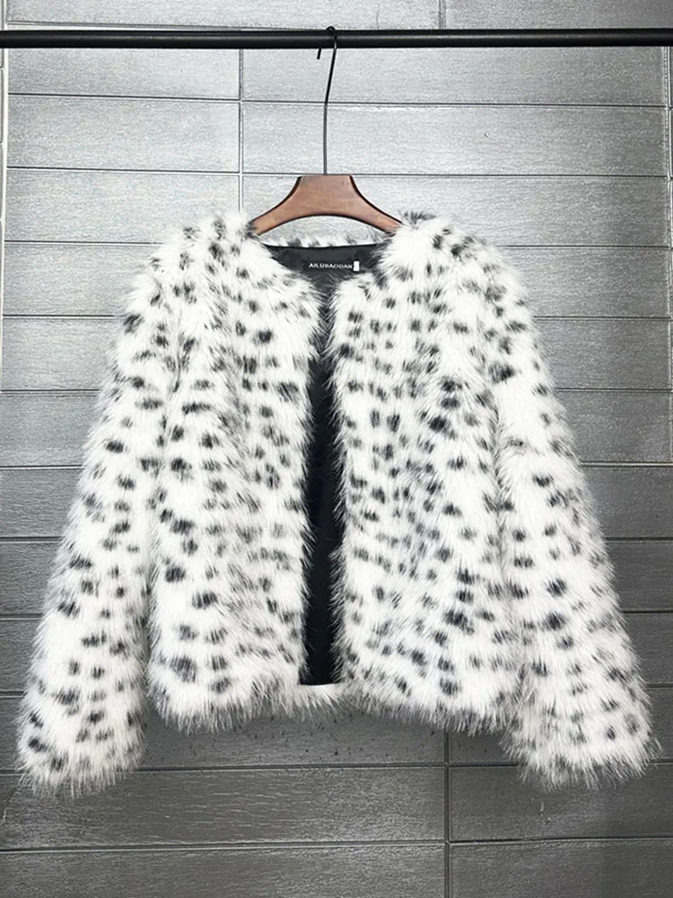 ZADORIN Preppy Style White Leopard Black Dots Faux Fur Coat Women O-Neck Furry Short Faux Fur Jacket Winter Clothes Women 2024