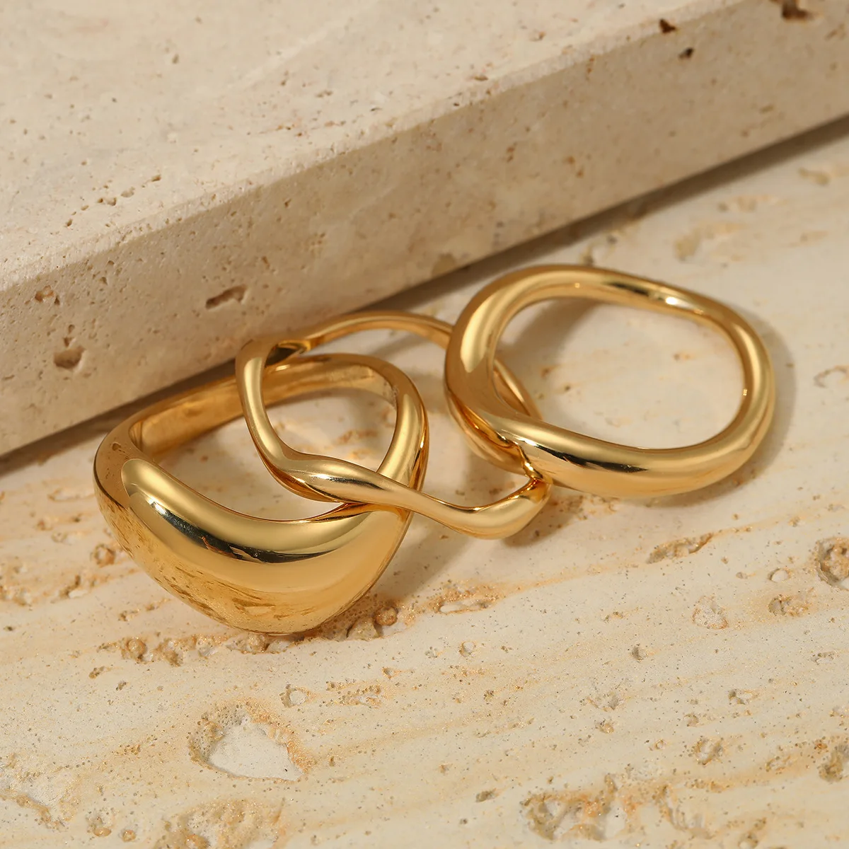 

Keen-on 316 Stainless Steel Smooth Plain Ring Set with Irregular Design Multi-Level Stacking Matching