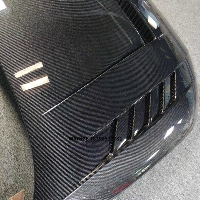 

High Quality Carbon Fiber Engine Hood Vent Car Bonnet for A4 S4 RS4 B9 B9.5 2016-2023