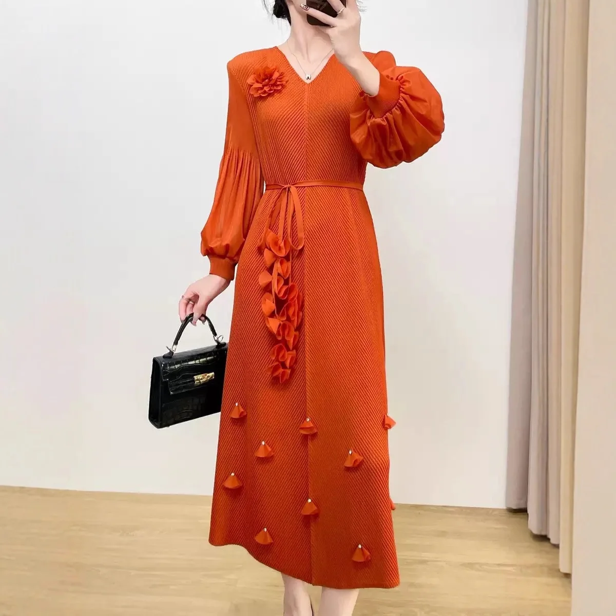 

Плиссированное платье Miyake 202520, модное плиссированное темпераментное элегантное однотонное свободное женское платье с рыбьей чешуей