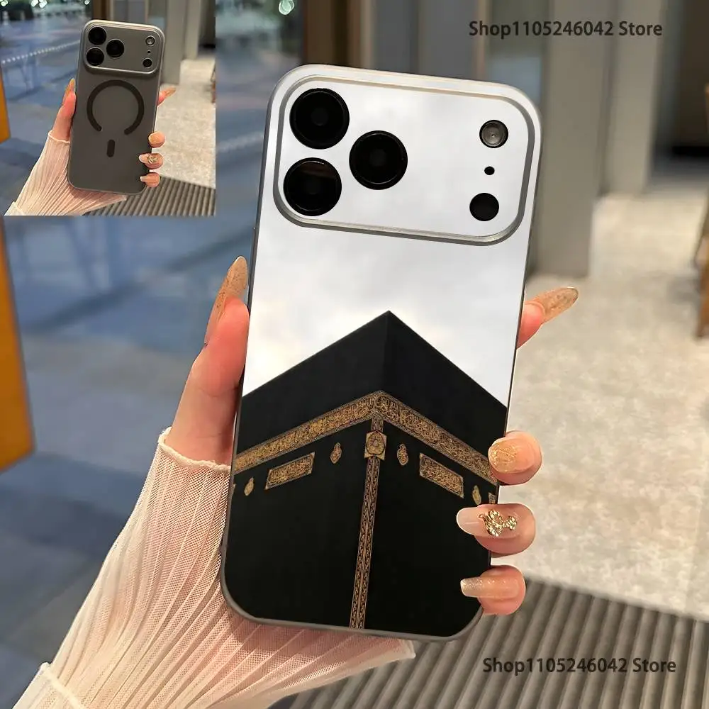 Moslem and kaaba Transparent gray Phone Case For iPhone 17,16,15,14,13,12,11,Pro,Max,Plus Magnetic Wireless Charging