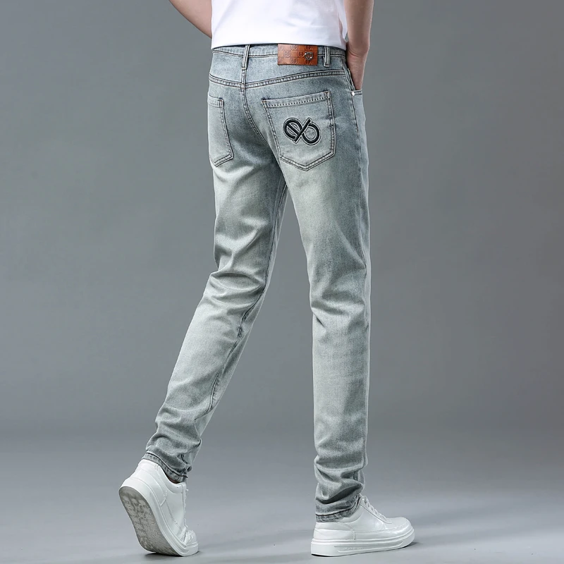 

2024 Summer New Light Blue Jeans for Men's Luxury Trend Embroidery Slim Fit Small Straight Leg Versatile High end Pants